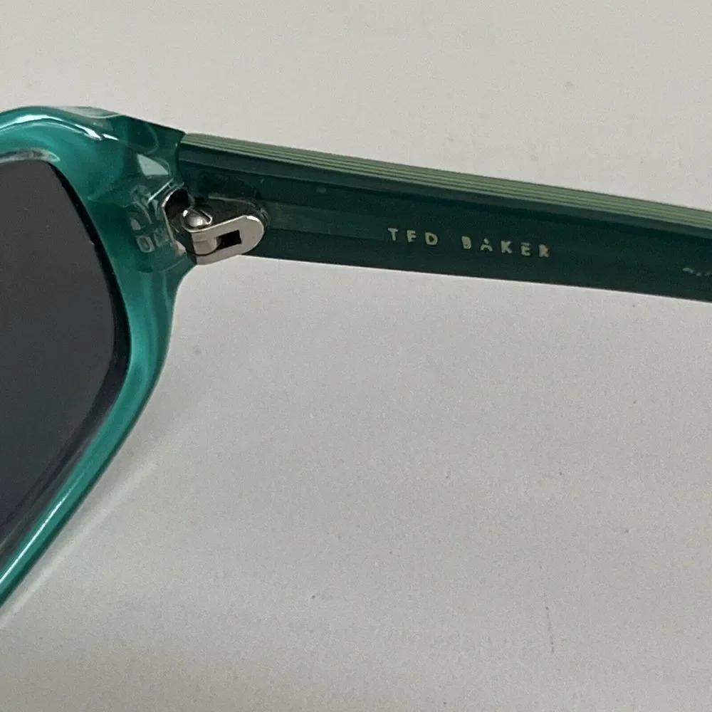 Ted Baker Sunglasses JACY B425 Navy Frame Unisex Eye Wear 57[]16 130 Read‎ Desc - Picture 7 of 9
